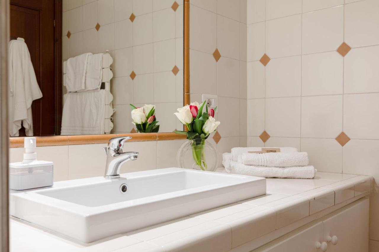 Relais Rasella 47 Apartment Rome Bagian luar foto