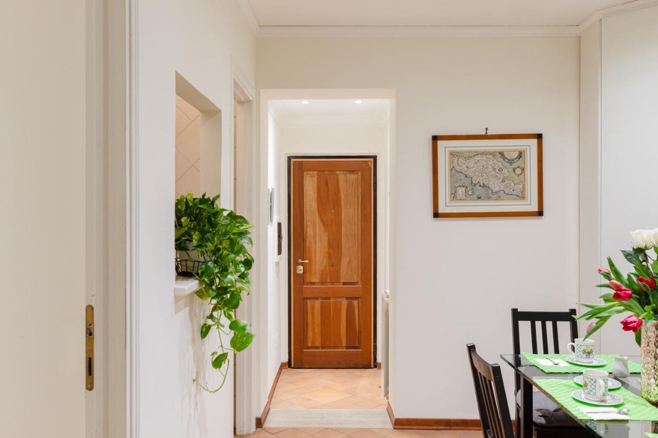 Relais Rasella 47 Apartment Rome Bagian luar foto