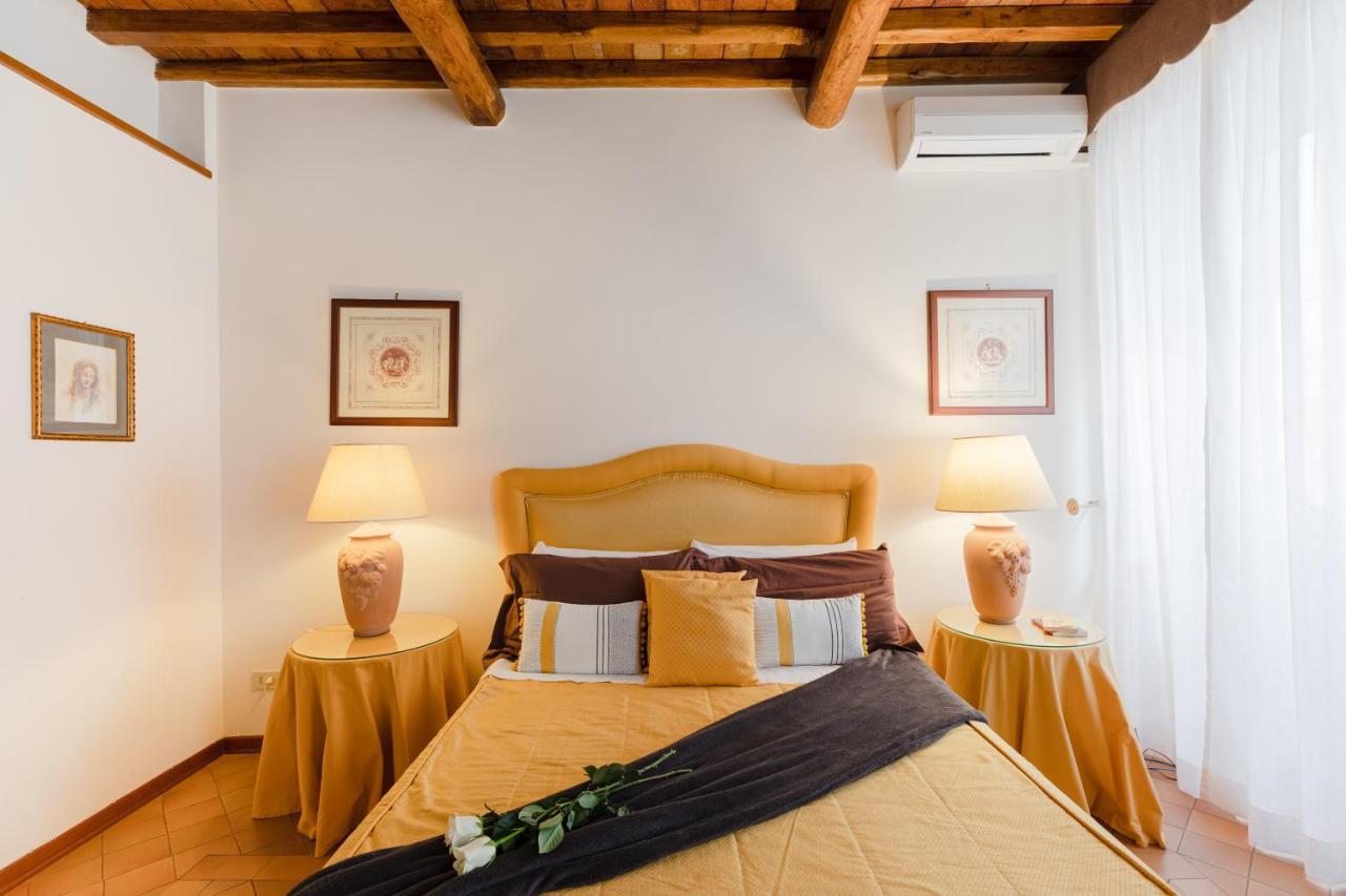 Relais Rasella 47 Apartment Rome Bagian luar foto